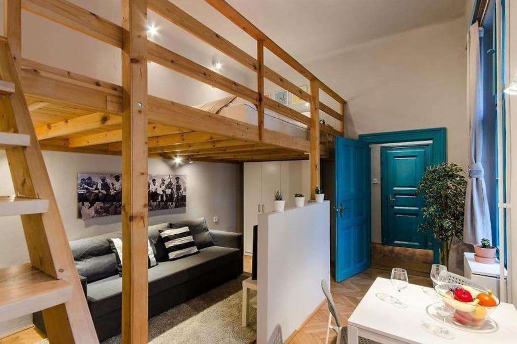 Blue Lotus Apartment T50 บูดาเปสต์ ภายนอก รูปภาพ